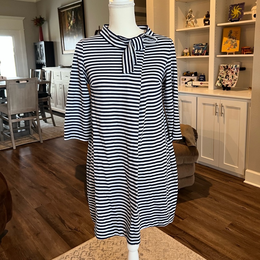Vineyard Vines dress